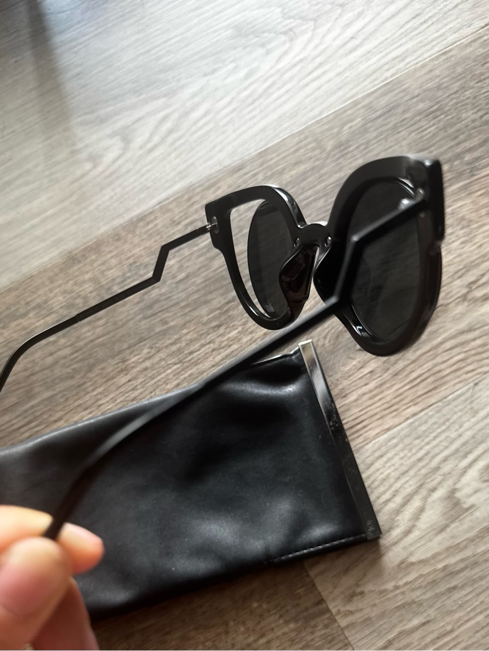 Fendi Cateye Sunglasses Anna Delvey - Picture 8 of 11